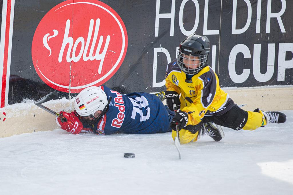 Harte Zweikämpfe beim U11-Turnier